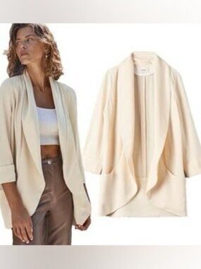 Aritzia Wilfred Chevalier Blazer Cardigan Size 2 Open Front Draped Off White